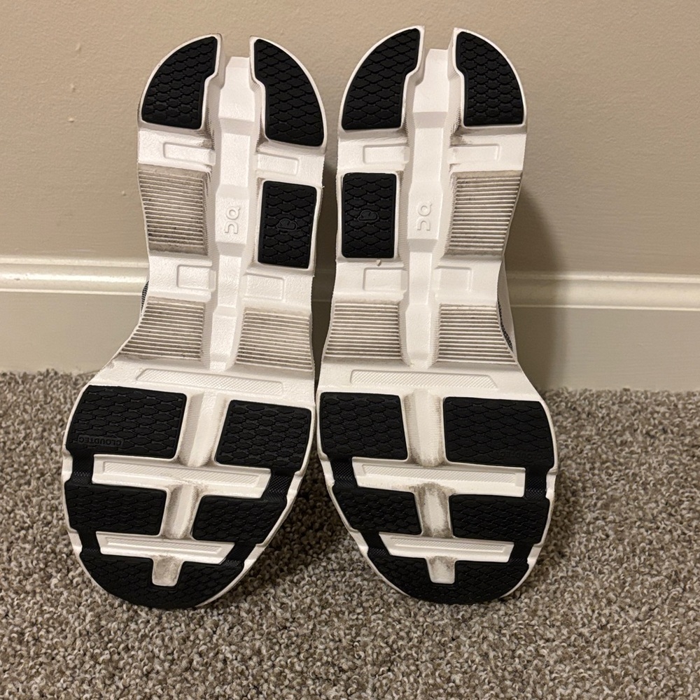 On Running Women's White and Black Cloud Running Shoes - Picture 6 of 7